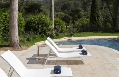 Kasteel te koop Uzès, Occitanie, Foto 28/32