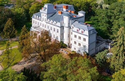 Historisch vastgoed, Paleis Malina - landhuis in neorenaissance-stijl