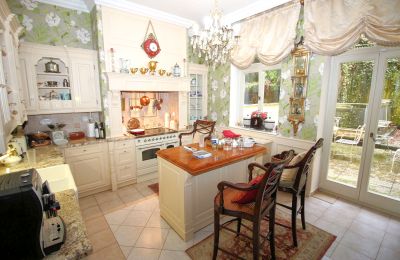 Appartement in een historisch pand te koop Karlovy Vary, Mariánskolázeňská, Regio Karlovy Vary, Foto 9/17