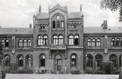 Historisch huis te koop 49356 Diepholz, Am Bahnhof  1, Nedersaksen, Bahnhofsgebäude ca, 1930