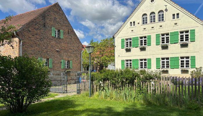 Landelijk pand te koop Sławnikowice, Neder-Silezië