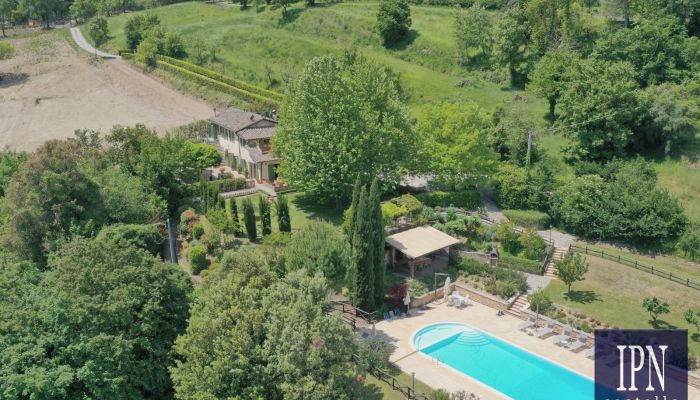 Landelijk pand te koop Città di Castello, Umbria