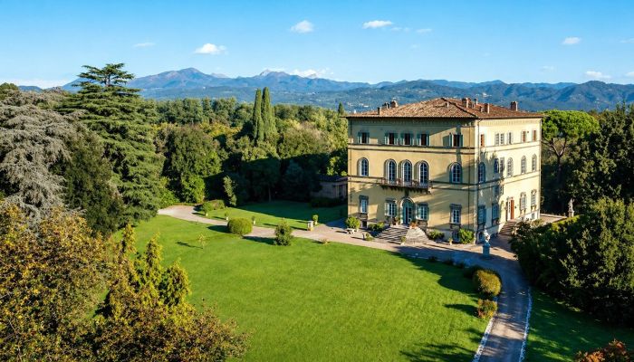 Historische villa te koop Lucca, Toscane