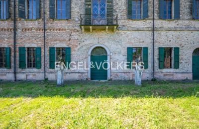 Historische villa te koop Montechiarugolo, Emilia-Romagna, Vooraanzicht