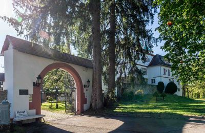 Kasteel te koop Baden-Württemberg, Eingangstor Schlosspark