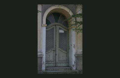 Historische villa te koop Koszalin, Marszałka Józefa Piłsudskiego 53, West-Pommeren, drzwi,portal,wejście