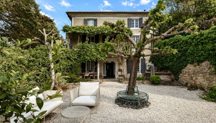  Uzès 2