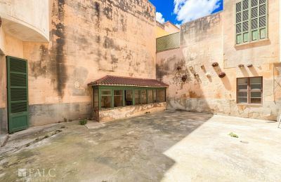 Paleis te koop Manacor, Balearen, Innenhof 