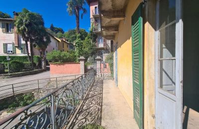 Landelijk huis te koop Magognino, Piemonte, Balkon