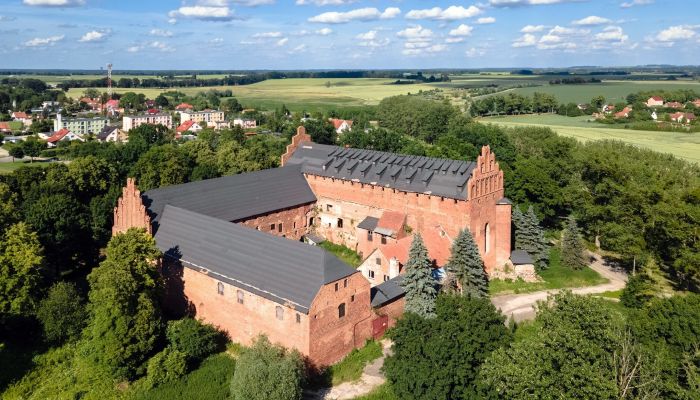 Middeleeuws kasteel te koop Barciany, Ermland-Mazurië
