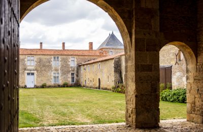 Historische villa te koop Pays de la Loire, Foto 15/15