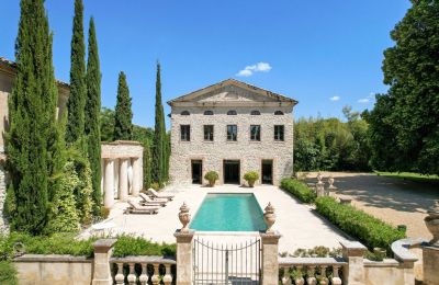 Kasteel Uzès, Occitanie