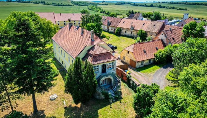 Kasteel te koop Žatec, Regio Ústí nad Labem
