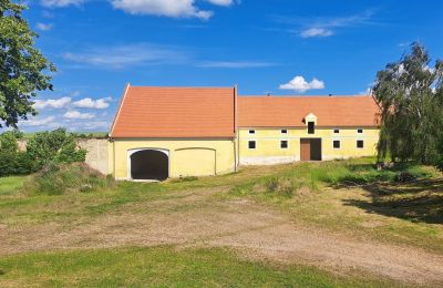 Kasteel te koop Žatec, okres Louny, Bijgebouw