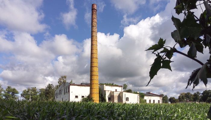 Oude Fabriek aan het meer: investeringsproject voor particuliere of toeristische woonbestemming