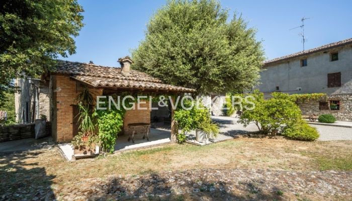 Landelijk pand te koop San Polo d'Enza, Emilia-Romagna