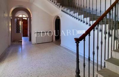 Historische villa te koop Menton, Provence-Alpes-Côte d'Azur, Trappenhuis