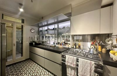 Appartement in een historisch pand te koop Menton, Provence-Alpes-Côte d'Azur, Keuken
