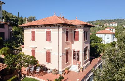 Historische villa te koop Imperia, Ligurië, Villa in Imperia