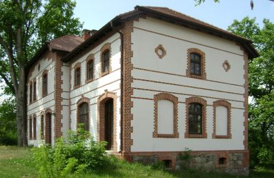 Landelijk huis te koop Pleszew, Groot-Polen,, Zijaanzicht