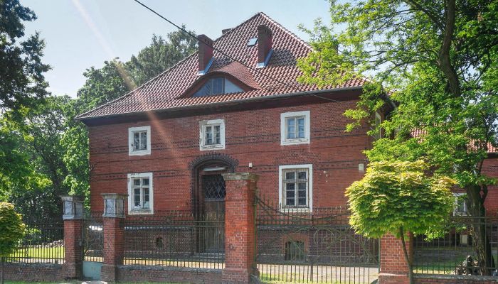 Historische villa te koop Kętrzyn, Ermland-Mazurië,  Polen