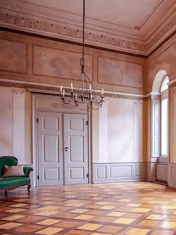Balzaal in het landhuis Niendorf nabij Hamburg, Duitsland