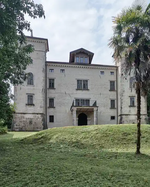 Kasteel Vastgoedaanbiedingen mei 2026