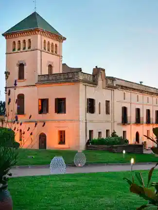 Exclusief wijngoed bij Barcelona, Santa Oliva, Catalonië