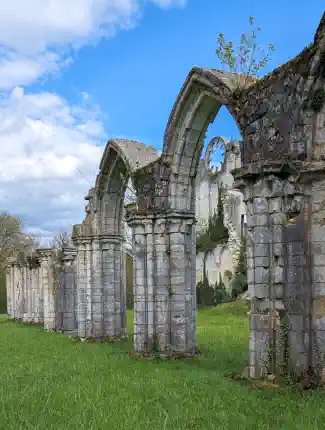 Oud klooster in de Ardennen, Frankrijk-België, Charleville-Mézières, Grand-Est