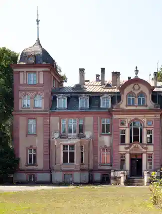 Kasteel in Brzeźnica, grens Polen-Duitsland, Brzeźnica, Lubusz