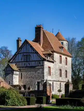Kasteel met slotgracht in Normandië, 76000 Rouen, Normandie
