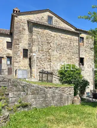 Gerenoveerd natuurstenen huis met tuin nabij Parma, Ravarano Castello, Emilia-Romagna