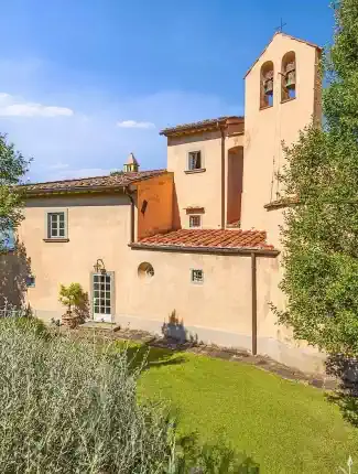 Gerestaureerd 16e-eeuws klooster met renaissancetuin in de heuvels van Florence