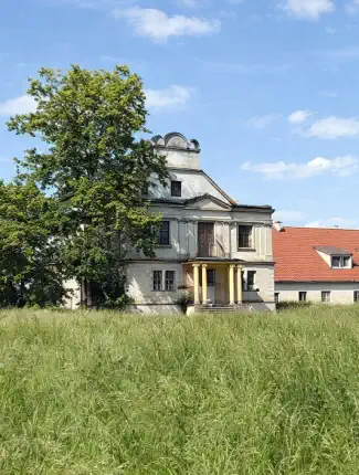 Historisch landgoed met landhuis, bijgebouwen en park nabij Rawicz, Gierłachowo, Groot-Polen