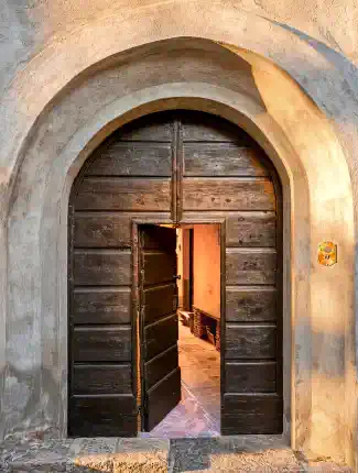 Karakteristiek huis met atelier in Belgirate, op 50 meter van het meer, Belgirate, Piëmont