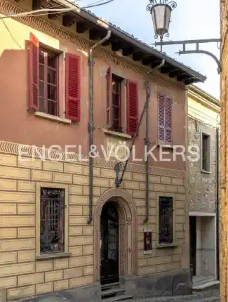 Het geboortehuis van Luigi Illica: een Art Nouveau-erfenis in Castell'Arquato, Piacenza, Emilia-Romagna