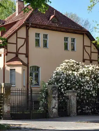 Historische villa 1901 — Bestemmingsplan kantoor/diensten, uitbreiding mogelijk, volledige  — Stadscentrum Koszalin, Koszalin, West-Pommeren