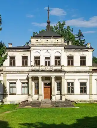 Neorenaissance landhuis met parklandschap nabij Krakau