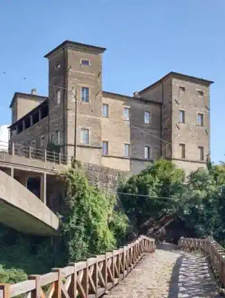 Castello Licci - Kasteel in Noord-Toscane, Licciana Nardi, Toscane