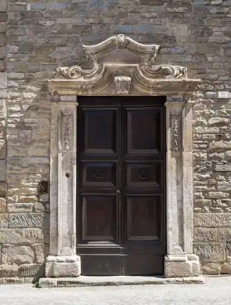 Palazzo Merletti – Nobele residentie uit de 14e eeuw in de Marche, Mercatello sul Metauro, Marken