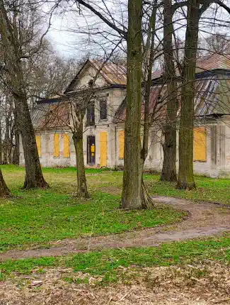 Historisch landgoed met landhuis en park in Raszków – 21 hectare, Raszków, Heilig Kruis
