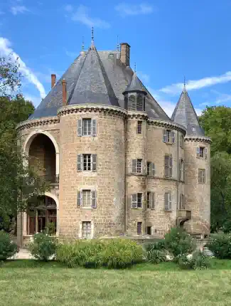 Middeleeuws waterslot met landgoed van 87 hectare bij Valence, Valence, Auvergne-Rhône-Alpes