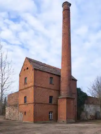Bijgebouwen van het historische landgoed bij Meyenburg – Renovatieproject