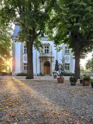 Prachtig kasteel in de schilderachtige Kłodzko-vallei, Piszkowice, Neder-Silezië