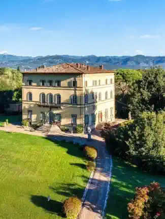 Historisch 16e-eeuws landgoed met renaissancefresco's in Lucca, Lucca, Toscane