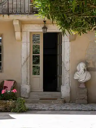Schitterend gerestaureerd historisch landhuis met zwembad nabij Uzès, Uzès, Occitanie