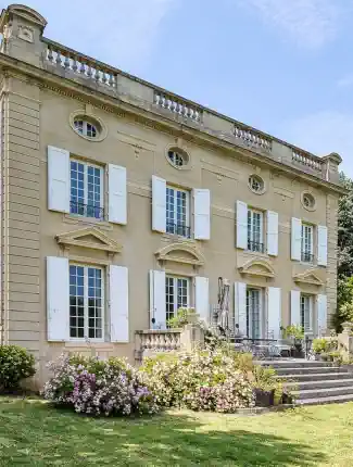 Historisch landhuis met kapel, orangerie en zwembad nabij Lyon, Vaugneray, Auvergne-Rhône-Alpes